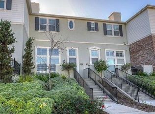 52 Honey Locust, Irvine, CA 92606
