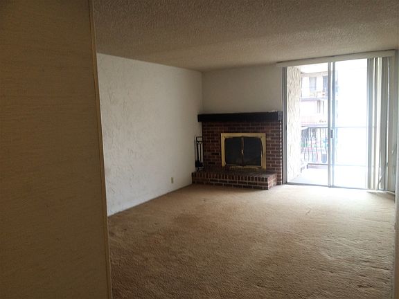 4th image of 805 29th St APT 457