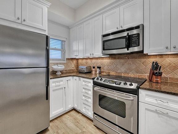 4th image of 515 Topsl Beach Blvd APT 906