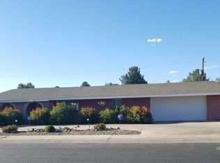 816 W Navajo Ln, Safford, AZ 85546