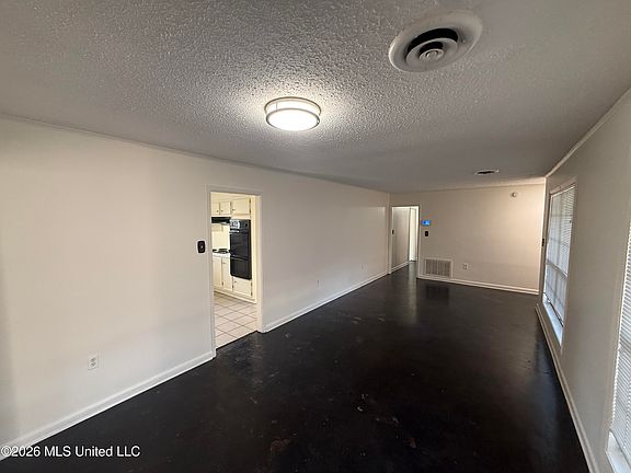 4th image of 335 Valley Vista Dr #335