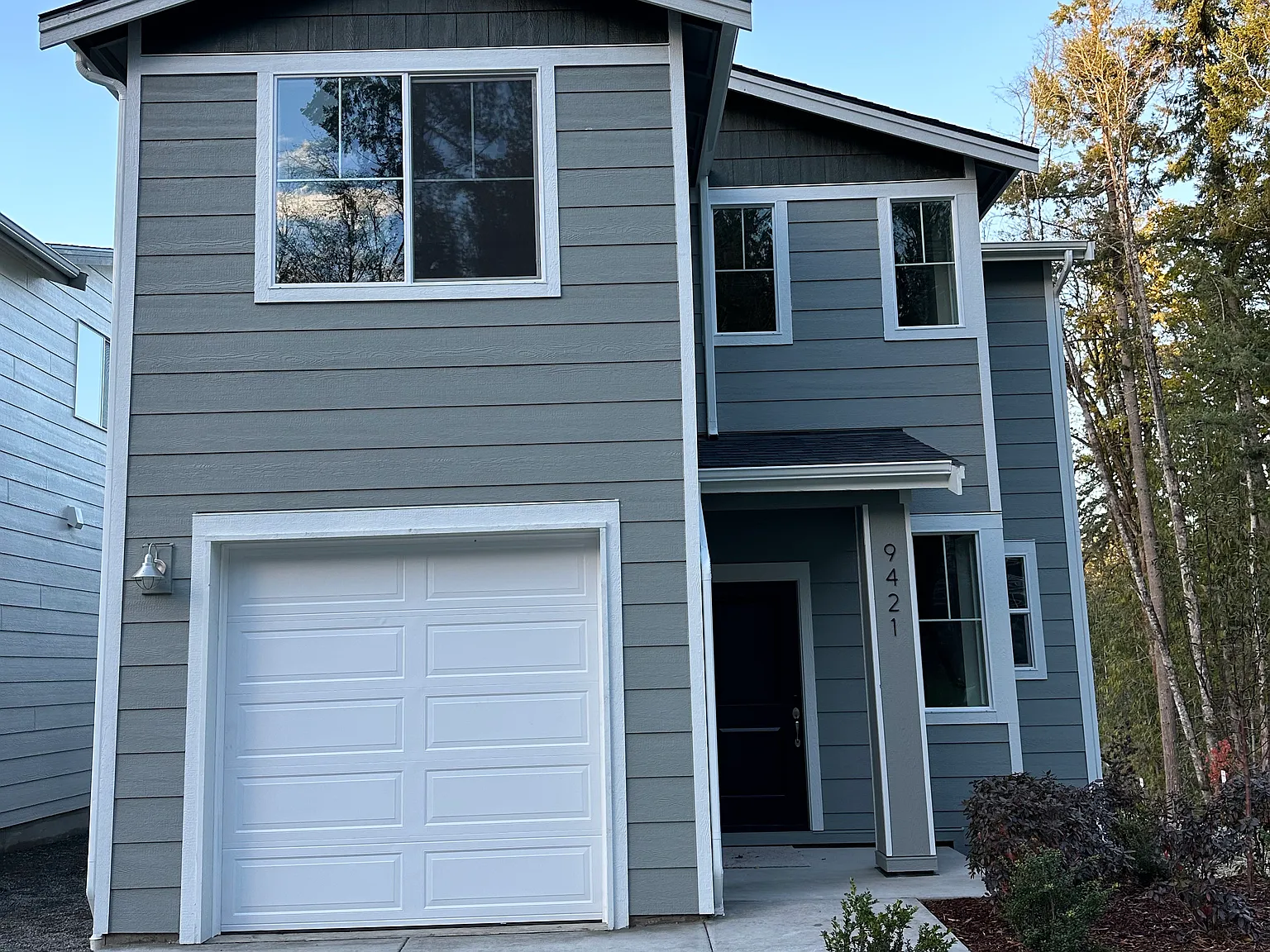3 bed, 2.5 bath, 1589 sqft, $3,000 — Photo 2