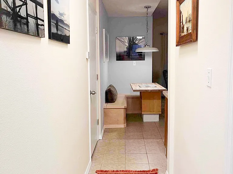 23 Pearl St #4 — Photo 9