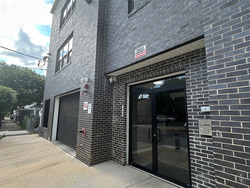 1st image of 133 Pearl St #1