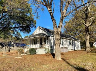 417 E Rice St, Landis, NC 28088