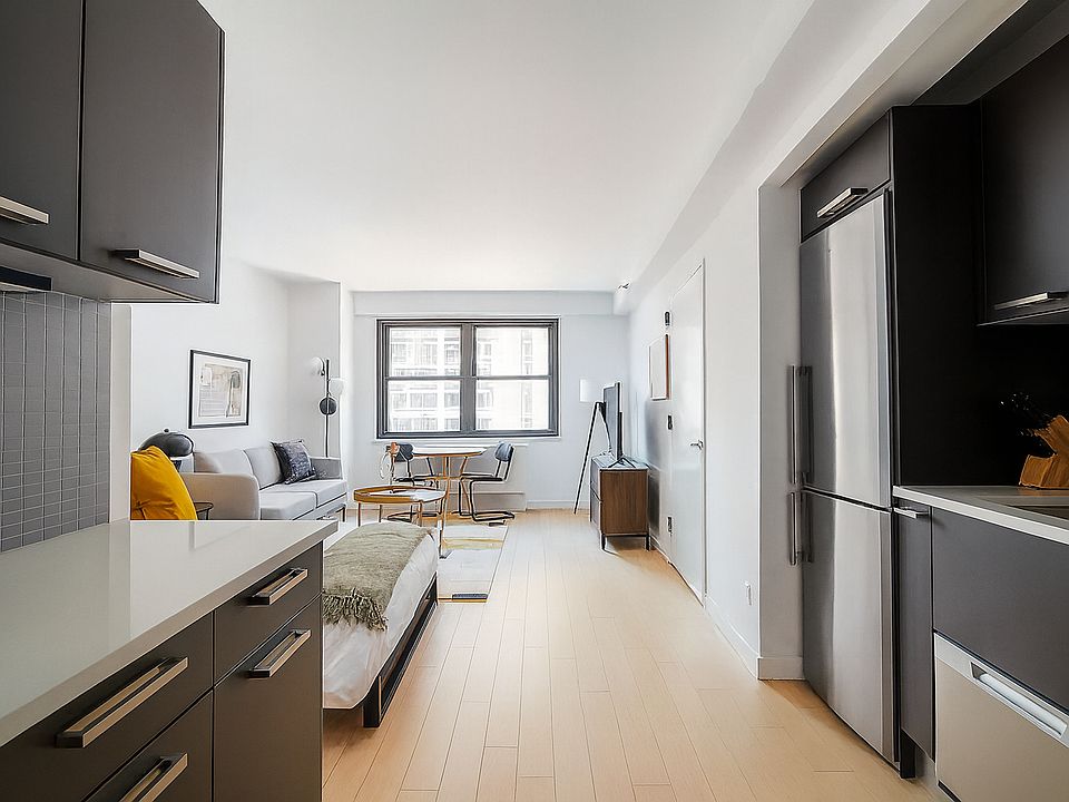 1st image of 222 E 39th St APT 6E