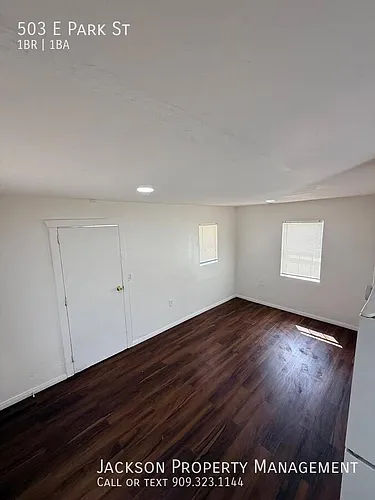 503 E Park St Photo 1