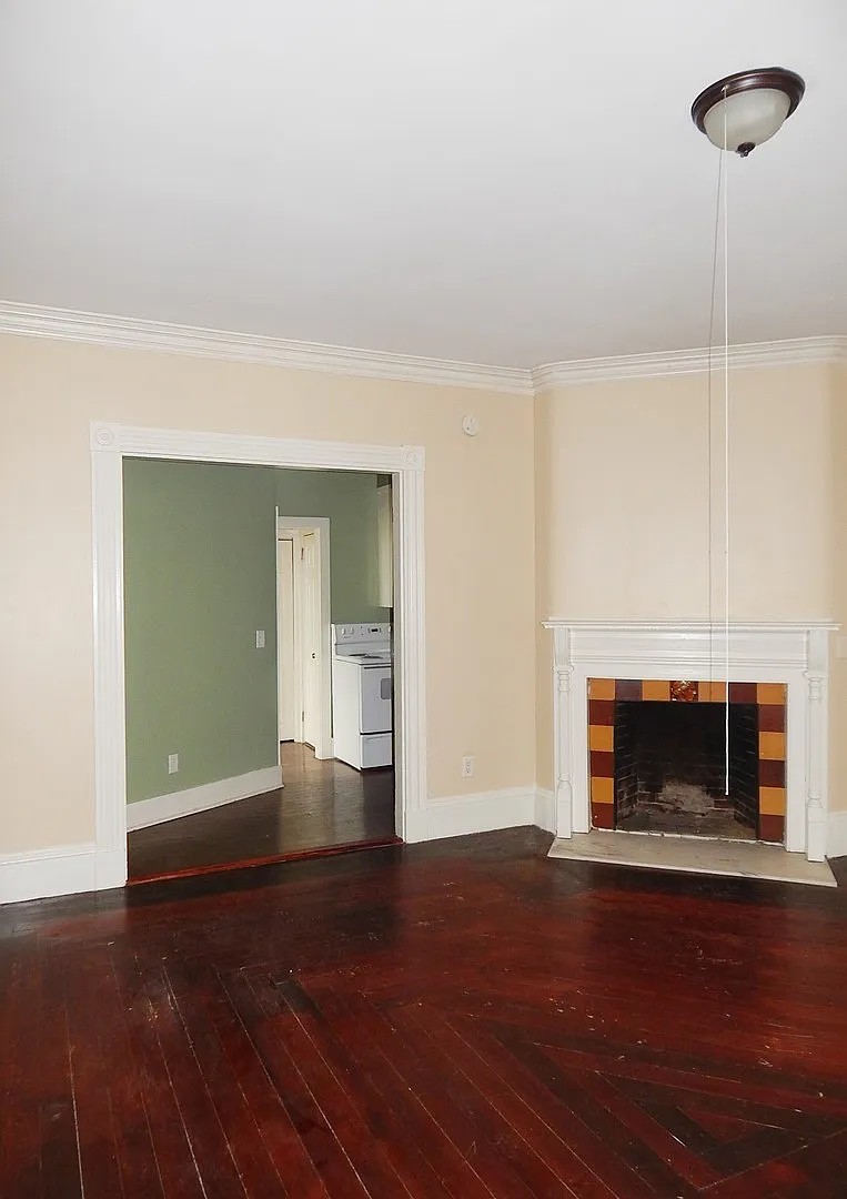 78 Essex Street — Photo 3
