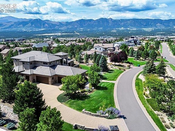 3rd image of 1575 Vine Cliff Hts