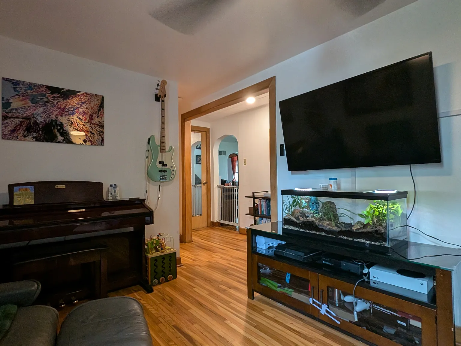2 bed, $1,950 — Photo 1
