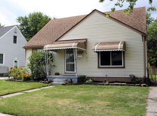 25231 Buick St, Roseville, MI 48066