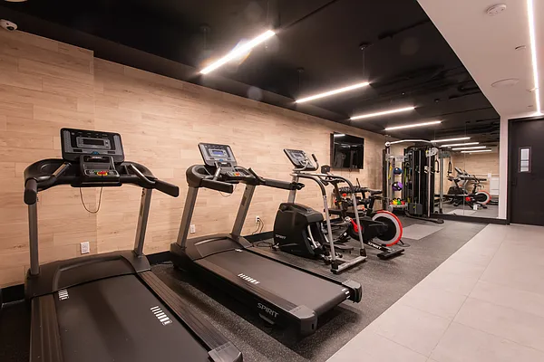 Rented by Twin Group | media 31