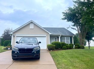 2962 Barksdale Dr, Haw River, NC 27258