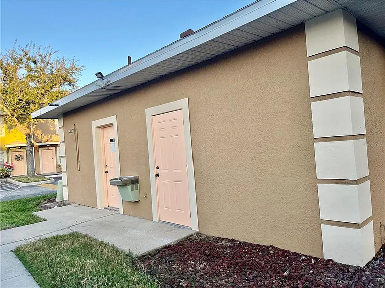 354 Cervantes Dr #354 — Photo 15