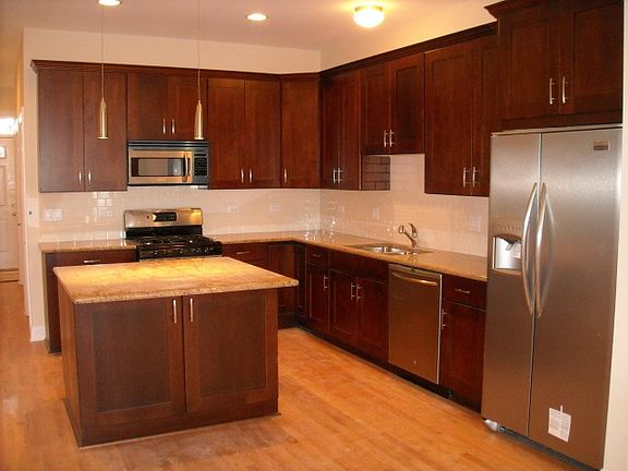 3rd image of 1401 W Altgeld St #21401