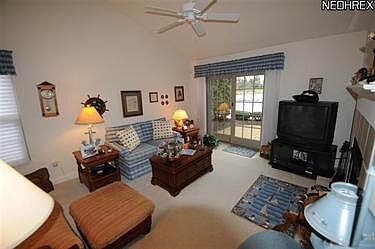 5th image of 141-1 Lake Shore Dr Unit 1