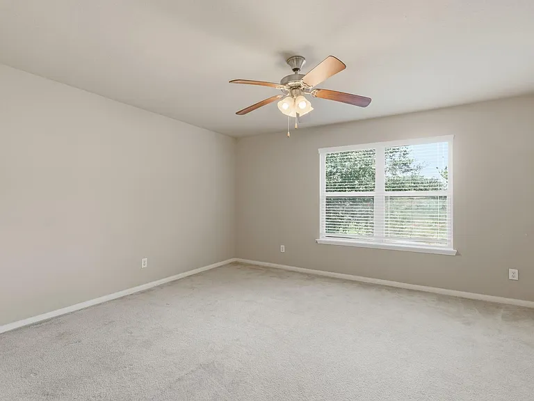 5815 Creek Crossing Ct — Photo 42