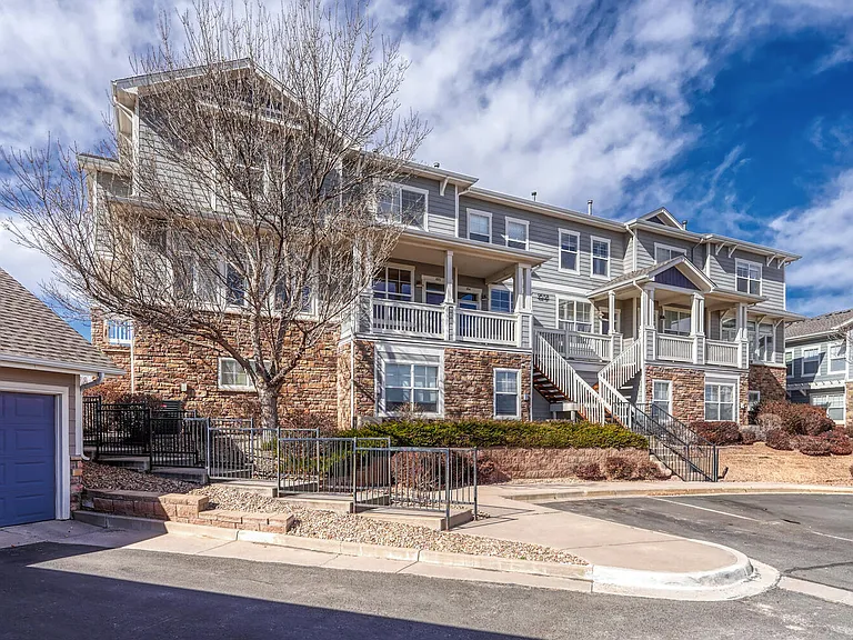 9558 Pearl Cir #105 — Photo 34