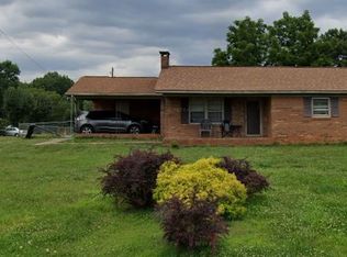 301 E Ross Grove Rd, Shelby, NC 28150