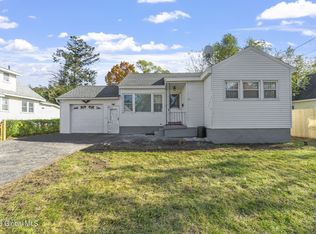 112 Daniels Ave, Schenectady, NY 12304