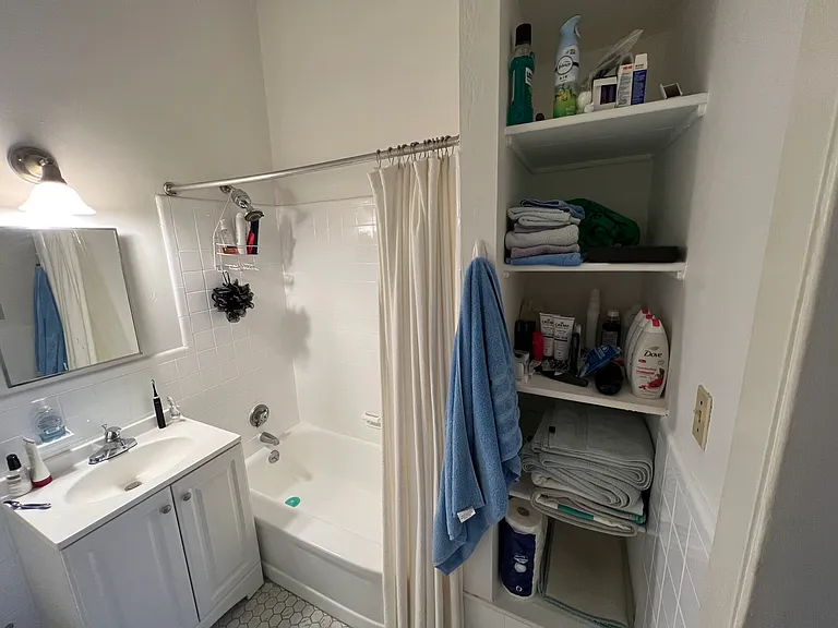 271 Dartmouth St #2B — Photo 5