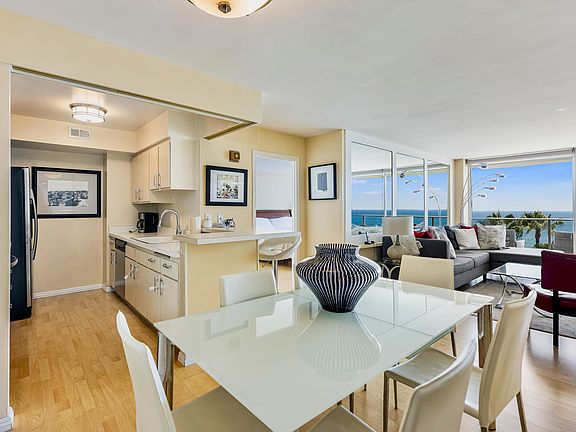 3rd image of 1830 Avenida Del Mundo Unit 706