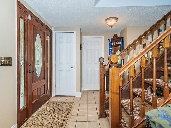 5th image of 3405 Bloomingdale Oaks Dr