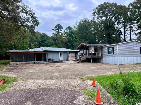 9292 Syble Dr, Bastrop, LA 71220