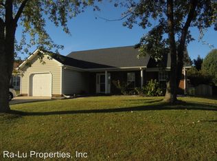 824 Eagle Point Dr, Kernersville, NC 27284