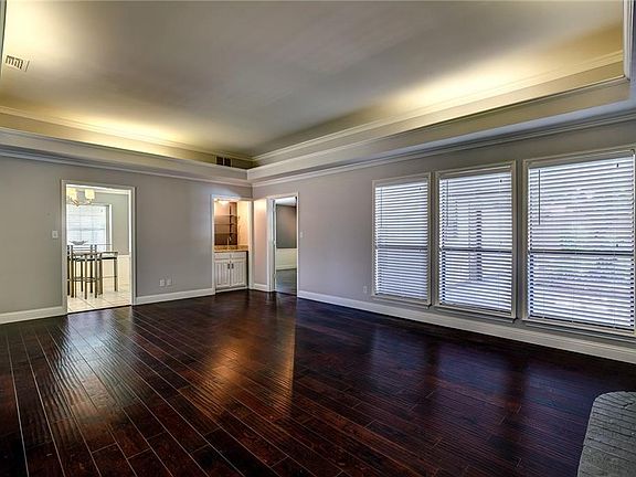 5th image of 1911 Kensington Dr