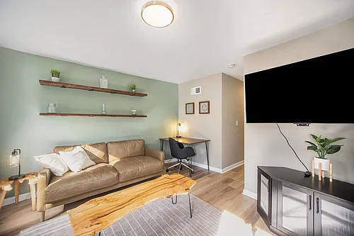 417 6th St NW #1-ID1346768P Photo 1