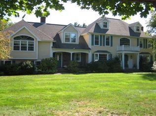 7 Hidden Ct, North Andover, MA 01845