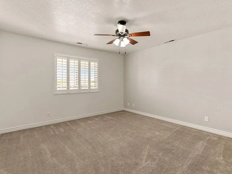 929 S Golda Ave — Photo 25