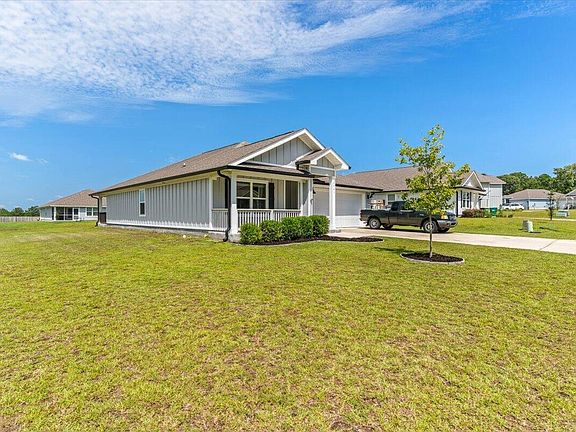 4th image of 2641 Saltgrass Way