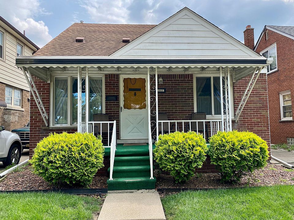 1st image of 1065 Merrill Ave