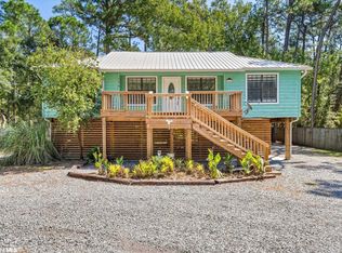 134 Hernando St, Dauphin Island, AL 36528