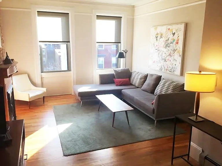 816 Willow Ave #5R — Photo 5