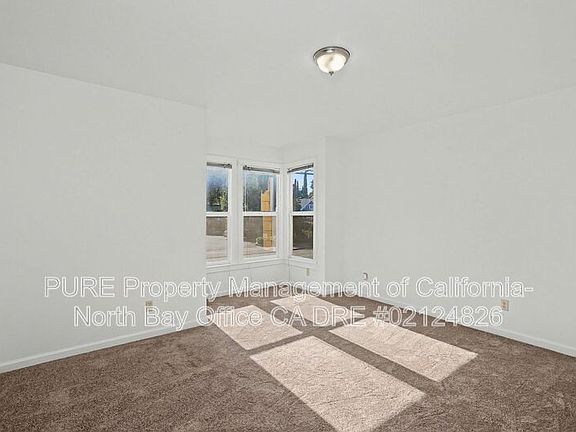 4th image of 714 Humboldt St