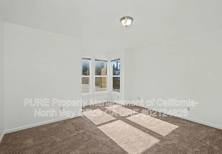 714 Humboldt St — Photo 4
