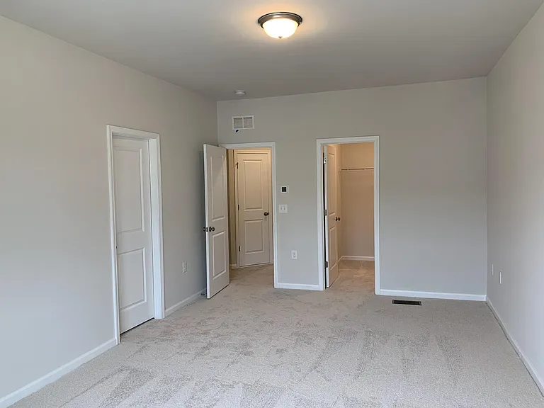 6193 Beale Loop #1 — Photo 5