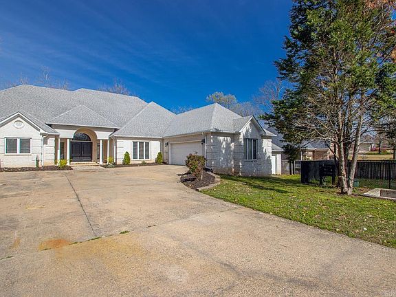 5th image of 6805 Kensington Dr