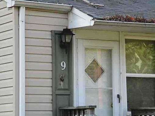 2nd image of 9 Swan St