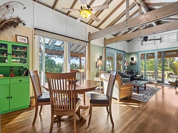4th image of 690 E Kuiaha Rd