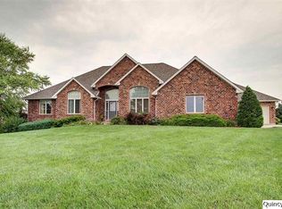1704 S 46th St, Quincy, IL 62305