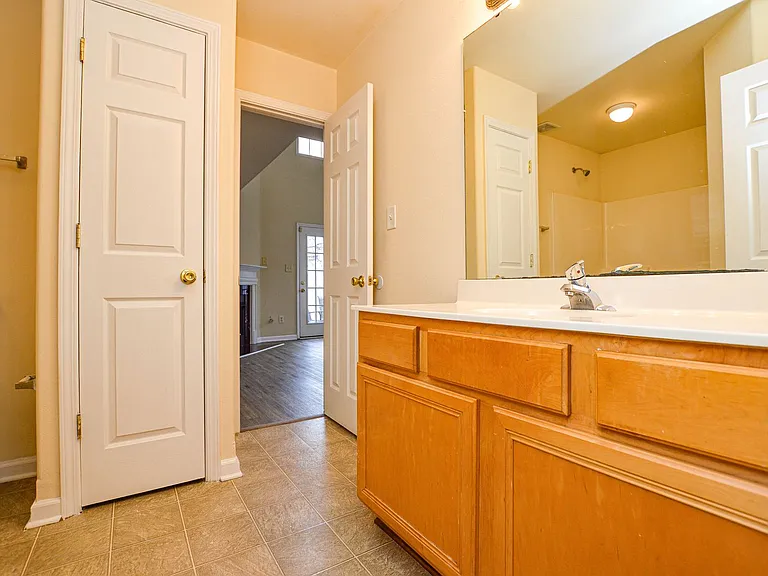 8415 Spirea Ct — Photo 16