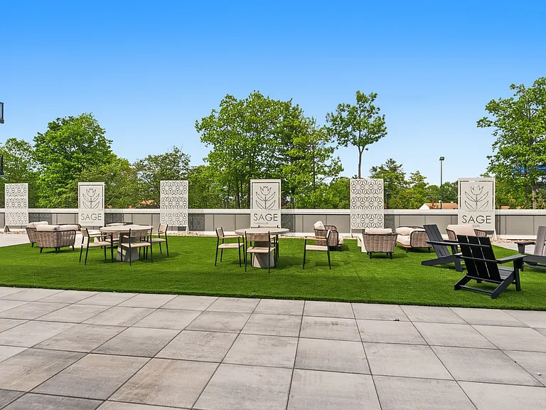 2454 Lafayette Rd #201 — Photo 40