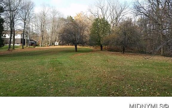 3rd image of 224 Clinton St