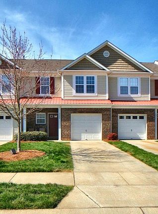 2nd image of 4009 Abbottsbury Dr