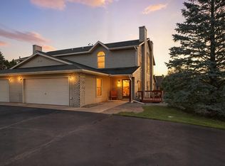 260 White Oak Ave, Plover, WI 54467