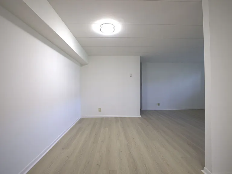 Peachgate Apartments — Photo 12